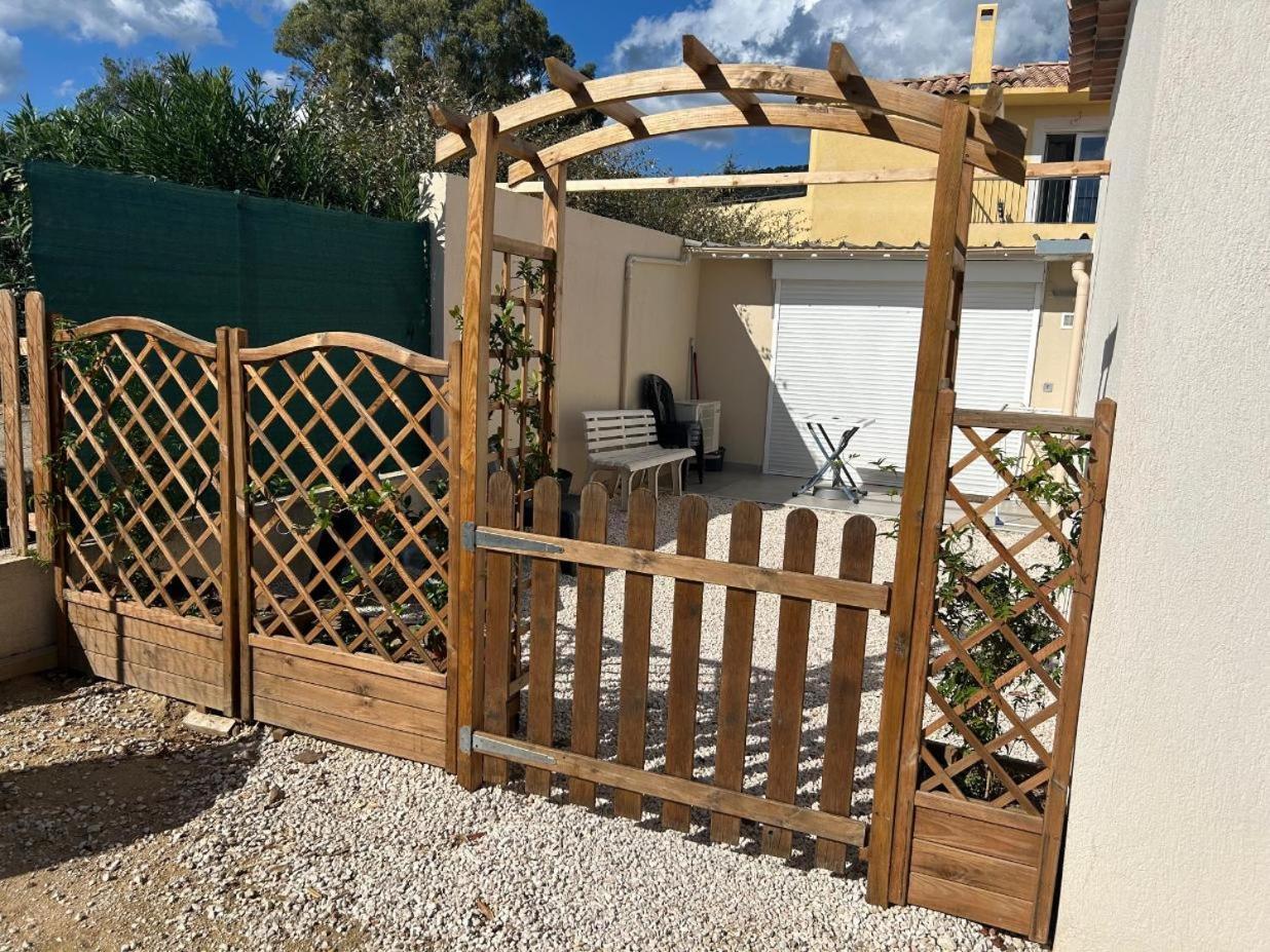 Maisonnette Bormes-les-Mimosas Exteriér fotografie